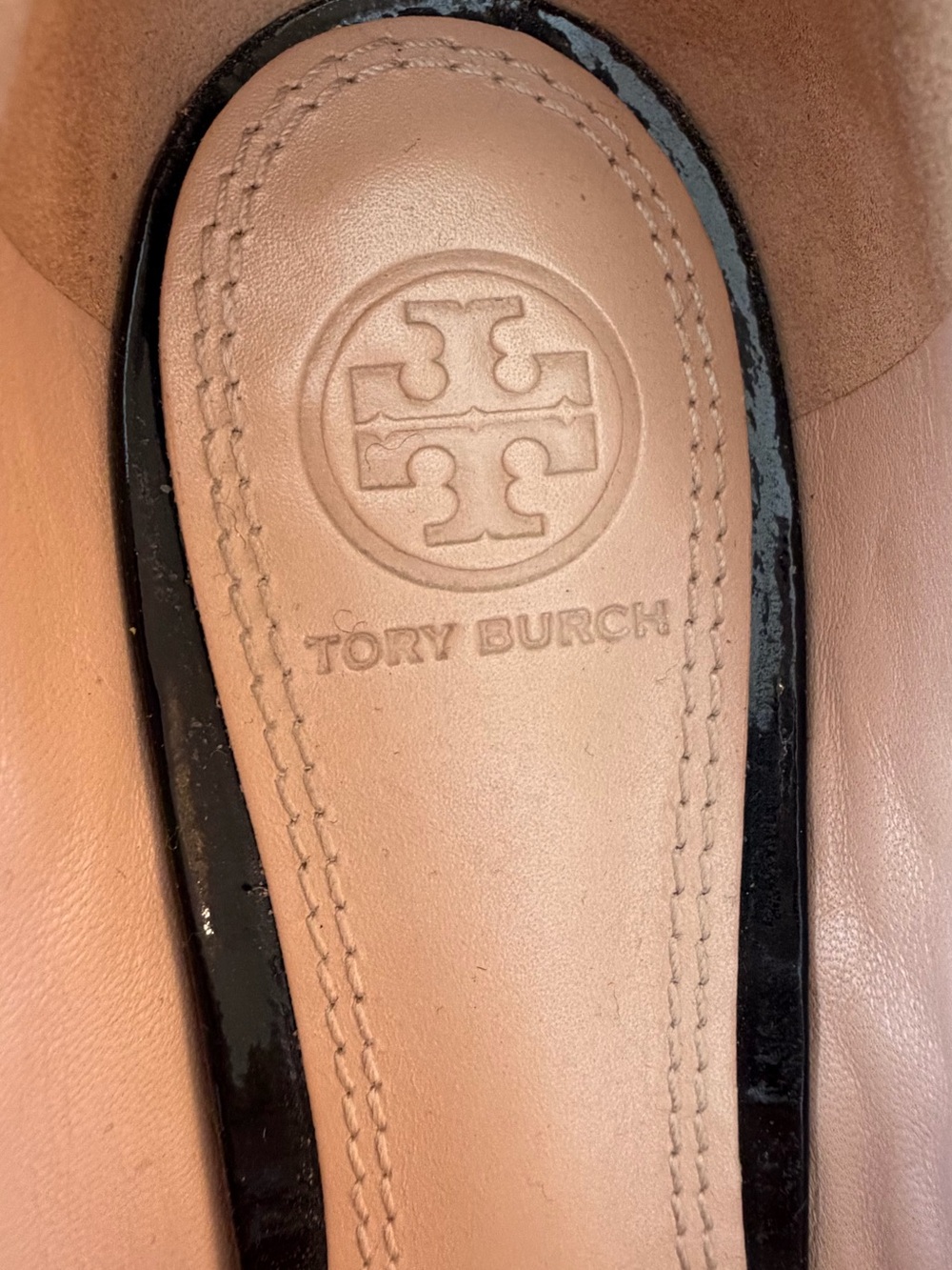 Tory Burch Black Patent Quilted Pumps with Gold Block Heel - Picture 6 of 6